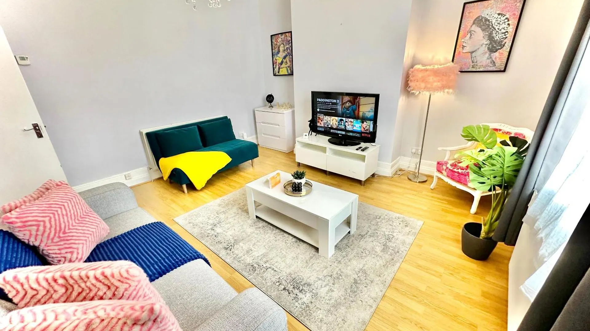 Apartment Enticing 2 Bedroom Flat With Mini-Garden In Hackney, Lower Clapton London United Kingdom